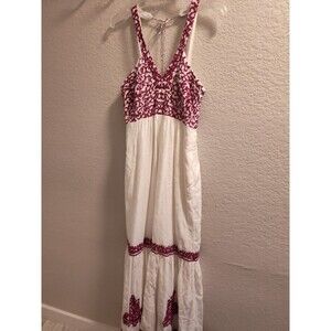 Anthropologie Manuela White Fuschia embroidered maxi dress Size 4 sleeveless